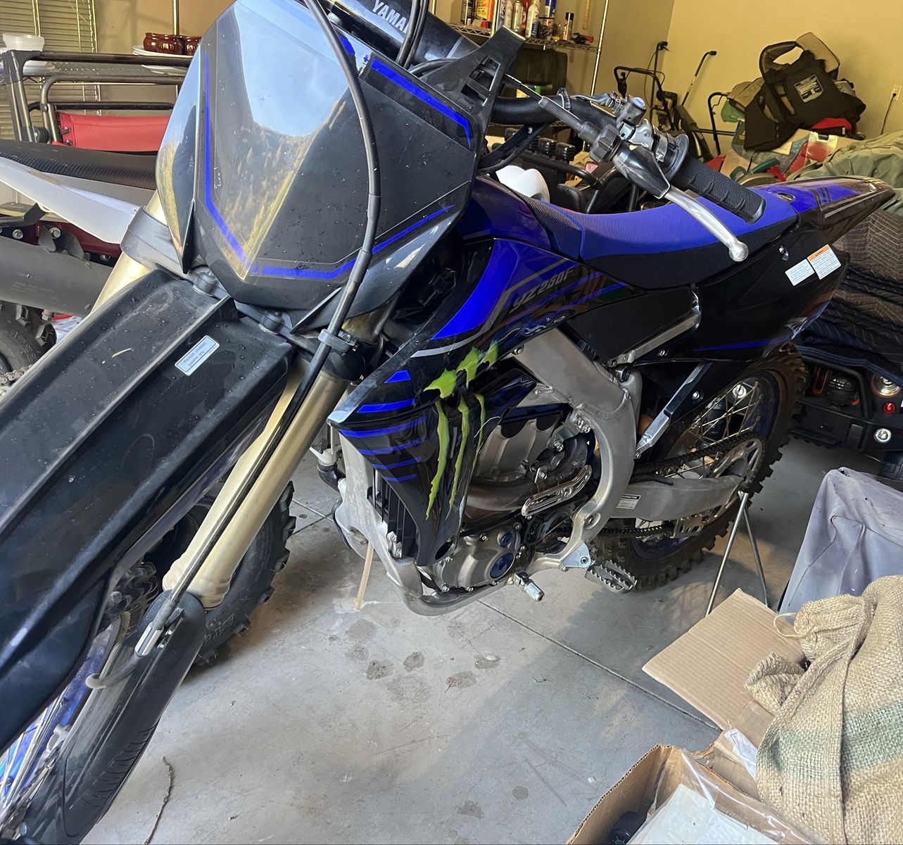 Yamaha YZ250F Dirt Bike - Blue/Black, Monster Energy Graphics 2023