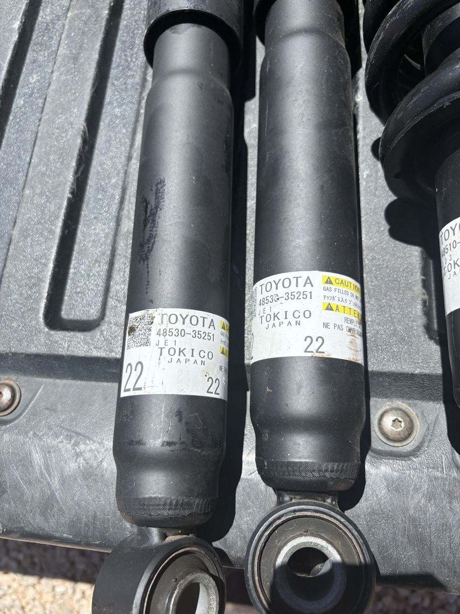 Toyota Tacoma OEM Front & Rear Shocks/Struts 48530-35251, 48510-35440 (Set of 4) TOKICO Japan