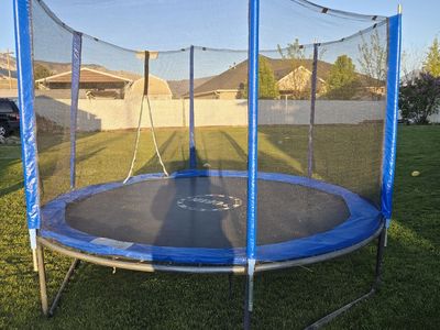 10ft x 10ft trampoline with enclosure kit