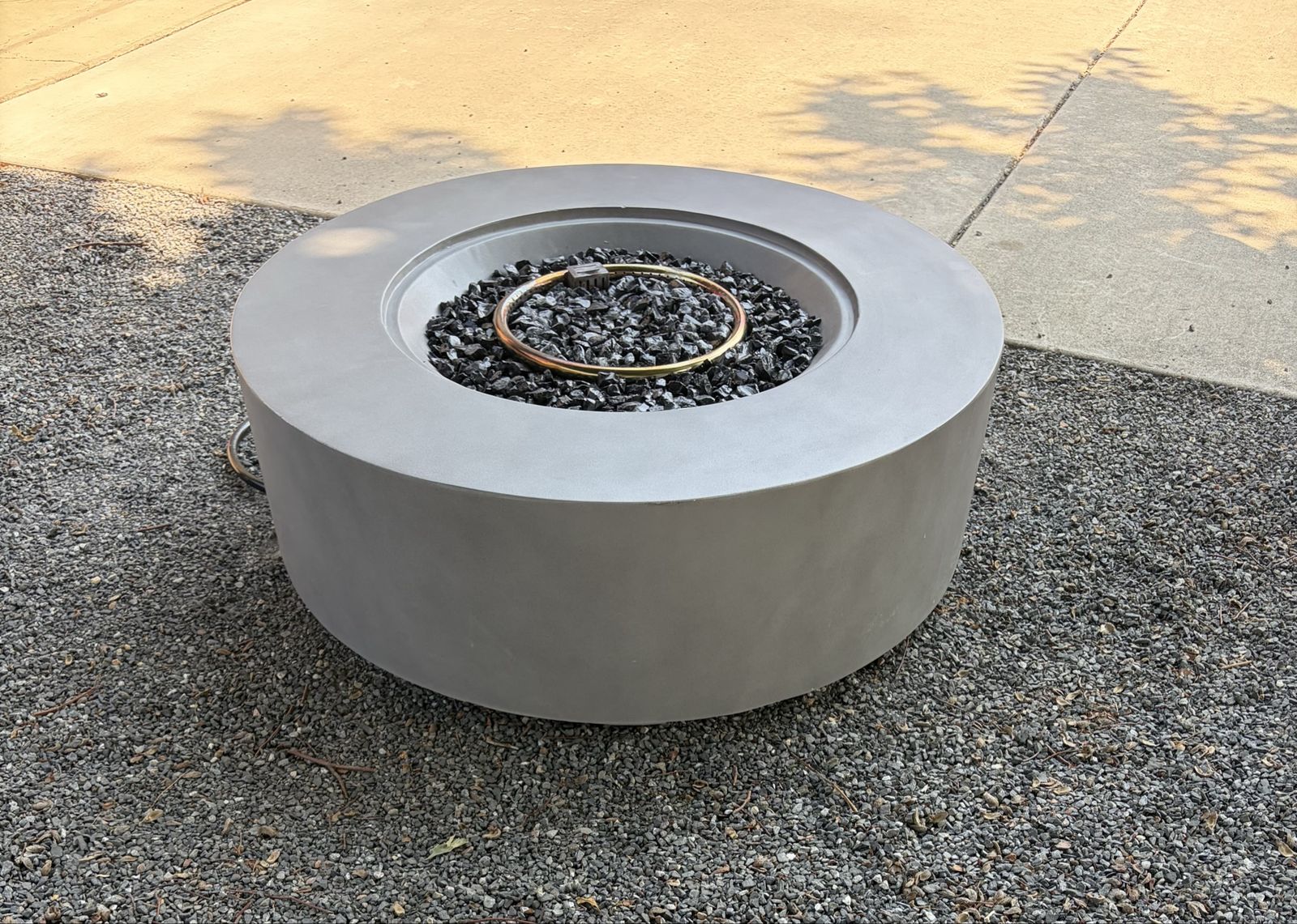 Modern Round Outdoor Gas Fire Pit Bowl with Lava Rock