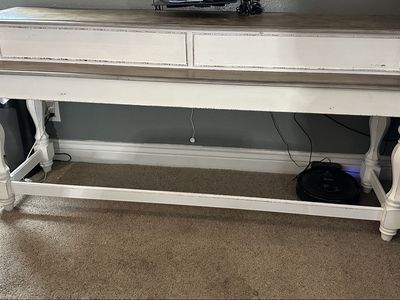 LIKE NEW FARMHOUSE TABLE BAR CONSOLE TABLE BUFFET TABLE END TABLE COUCH TABLE ENTRY TABLE DECOR