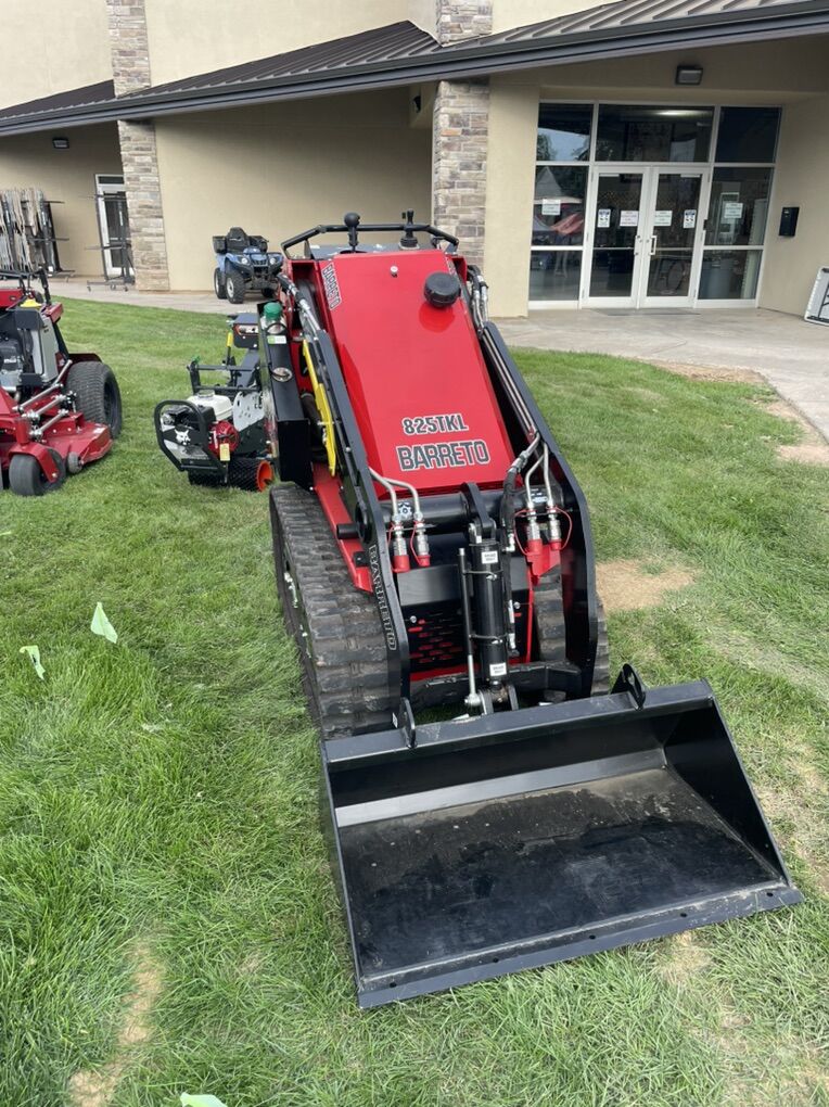 Barreto 825 TKL Mini Skid