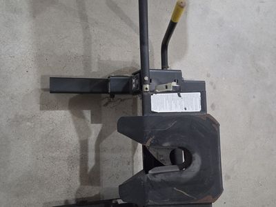 Husky Adjustable EZ Roller 5th Wheel Hitch