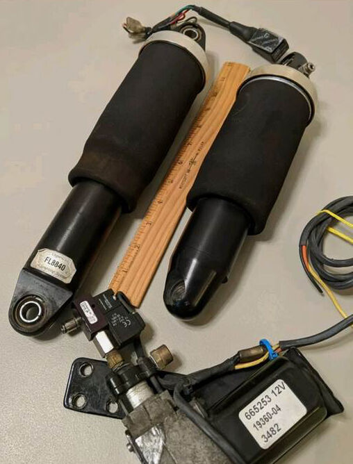 2012 Harley Davidson Dyna Street Bob FXDB legend suspension (rear)