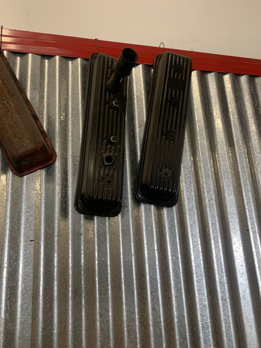 1992-1997 chev LT- 1 valve covers