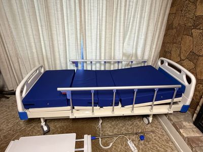Nearly new hospital bed
