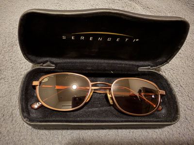 Serengeti Sunglasses Brown Lenses & Frames with Case Model 6548 vintage model excellent condition