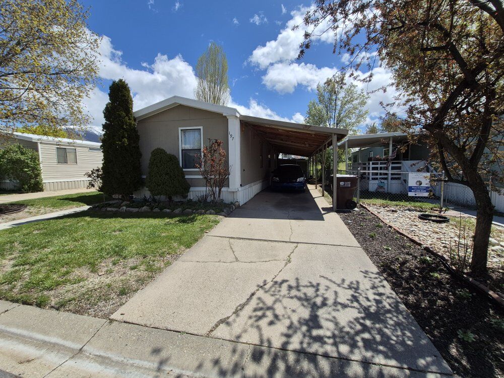 2 bed 2 bath moblie home