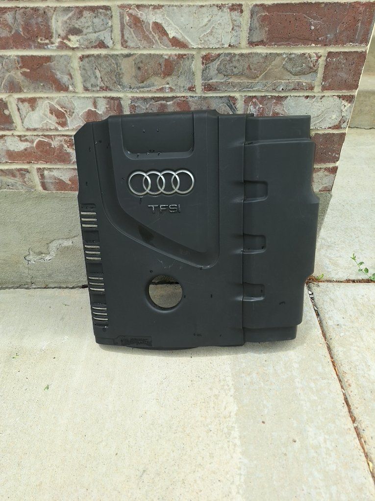 Tsfi Audi q5 engine cover