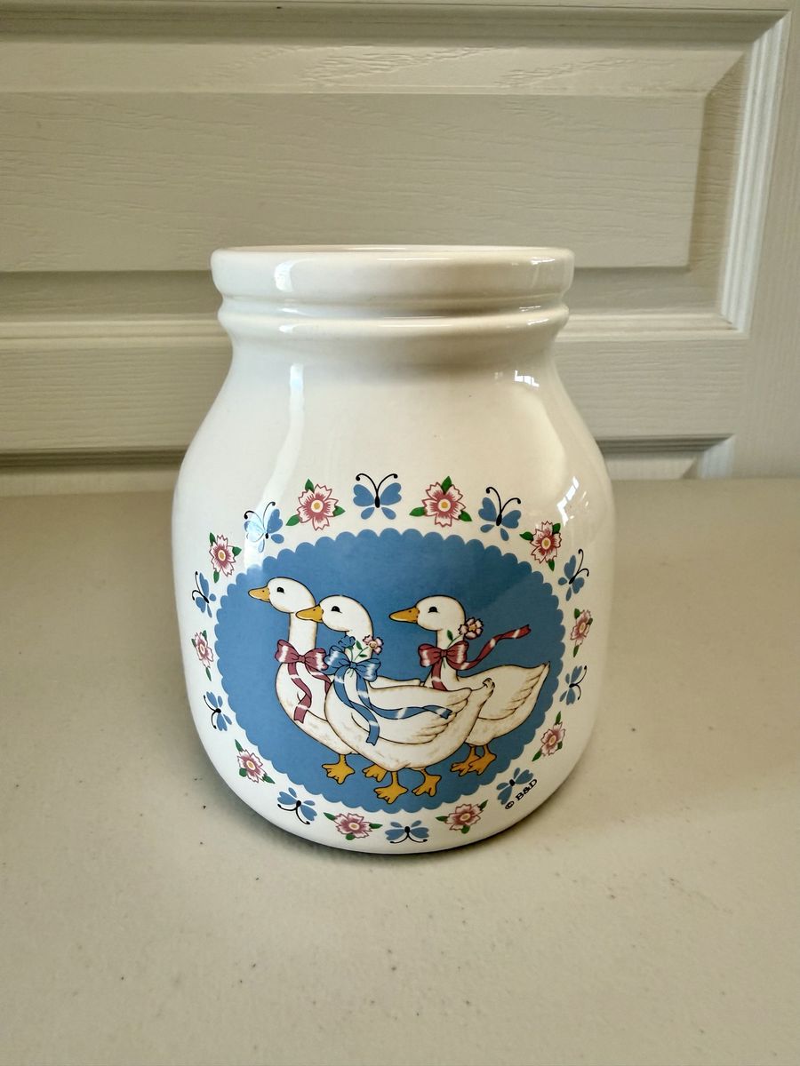 Vintage 1980’s Treasure Craft Ribbon Geese Canister Jar