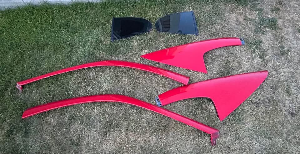 Mach 1 Sail panels and Windows 99-04 Mustang