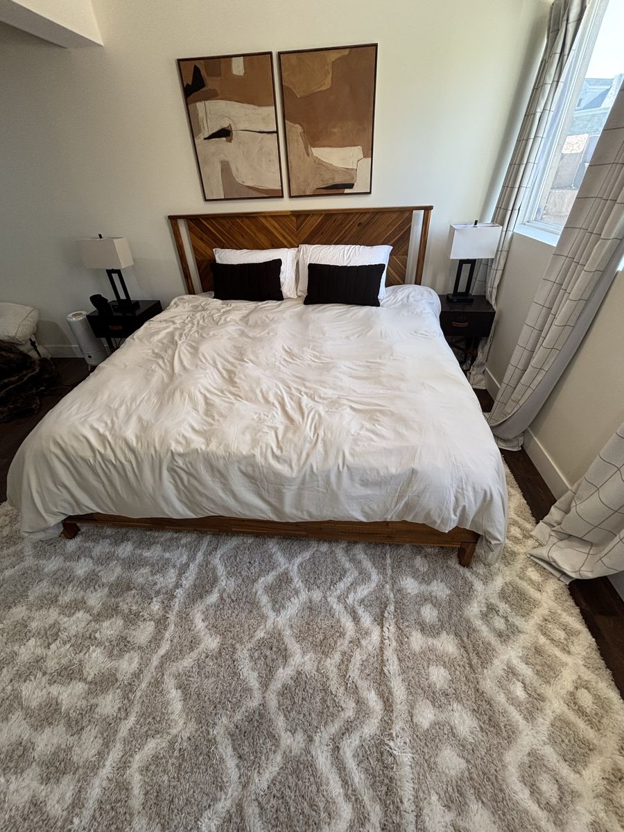 Mid-Century Modern King Size Platform Bed Frame with Chevron Headboard - Solid Wood