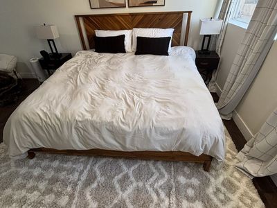 Mid-Century Modern King Size Platform Bed Frame with Chevron Headboard - Solid Wood