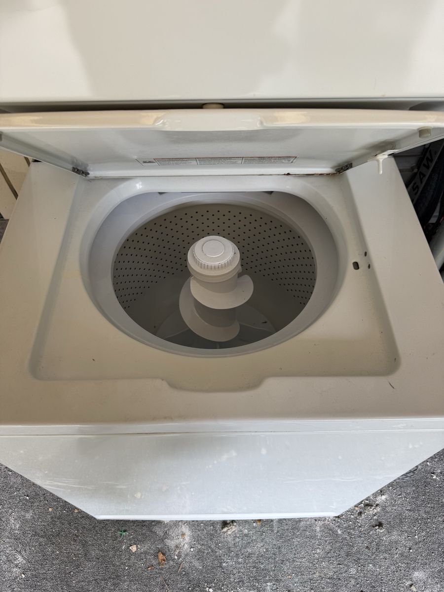 Main image 6