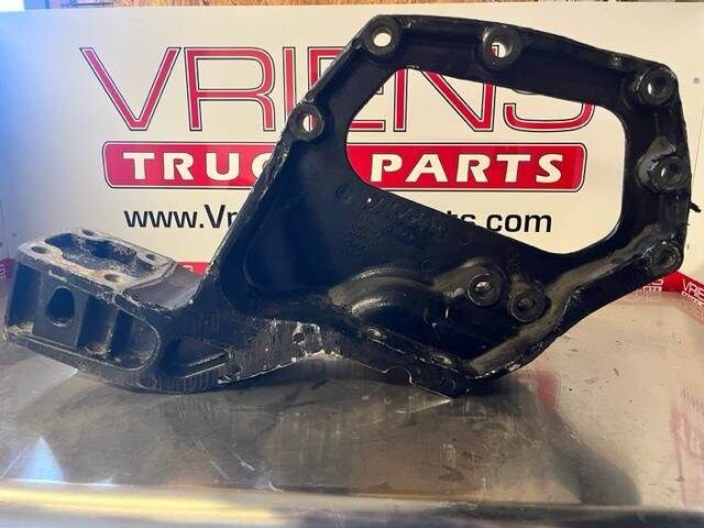 Kenworth Left Spring Hanger for a Peterbilt