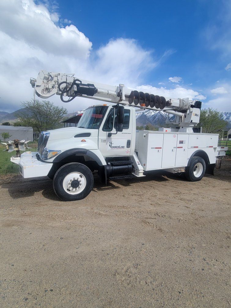 Altec Line Truck