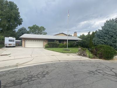 Beautiful 3 Bedroom Home for Rent in Cottonwood Heights – Available Approximately September 15, 2026