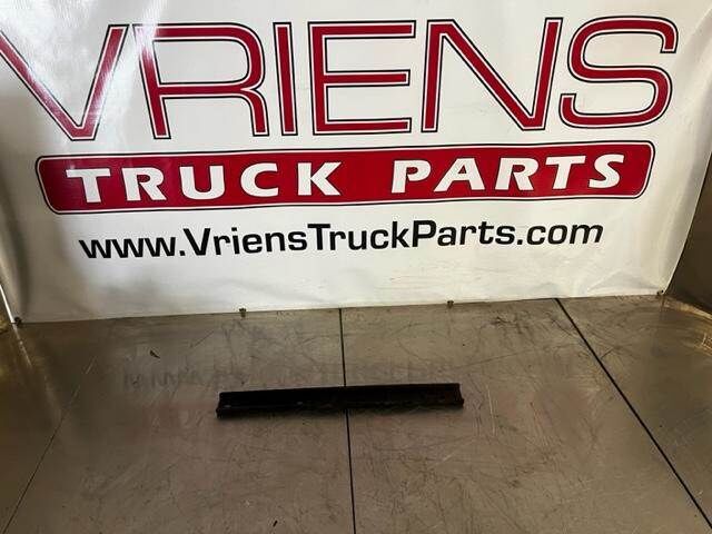 Peterbilt 389 Bracket