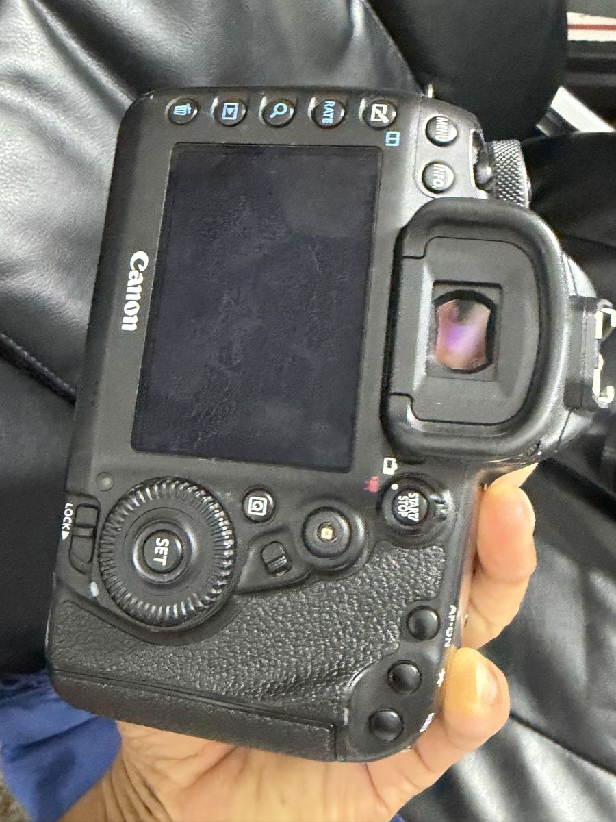 Main image 9