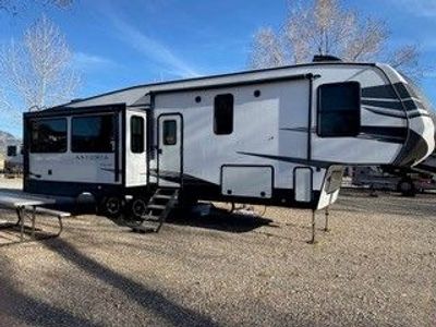 Beautiful 2020 Dutchmen Astoria 3173RLP