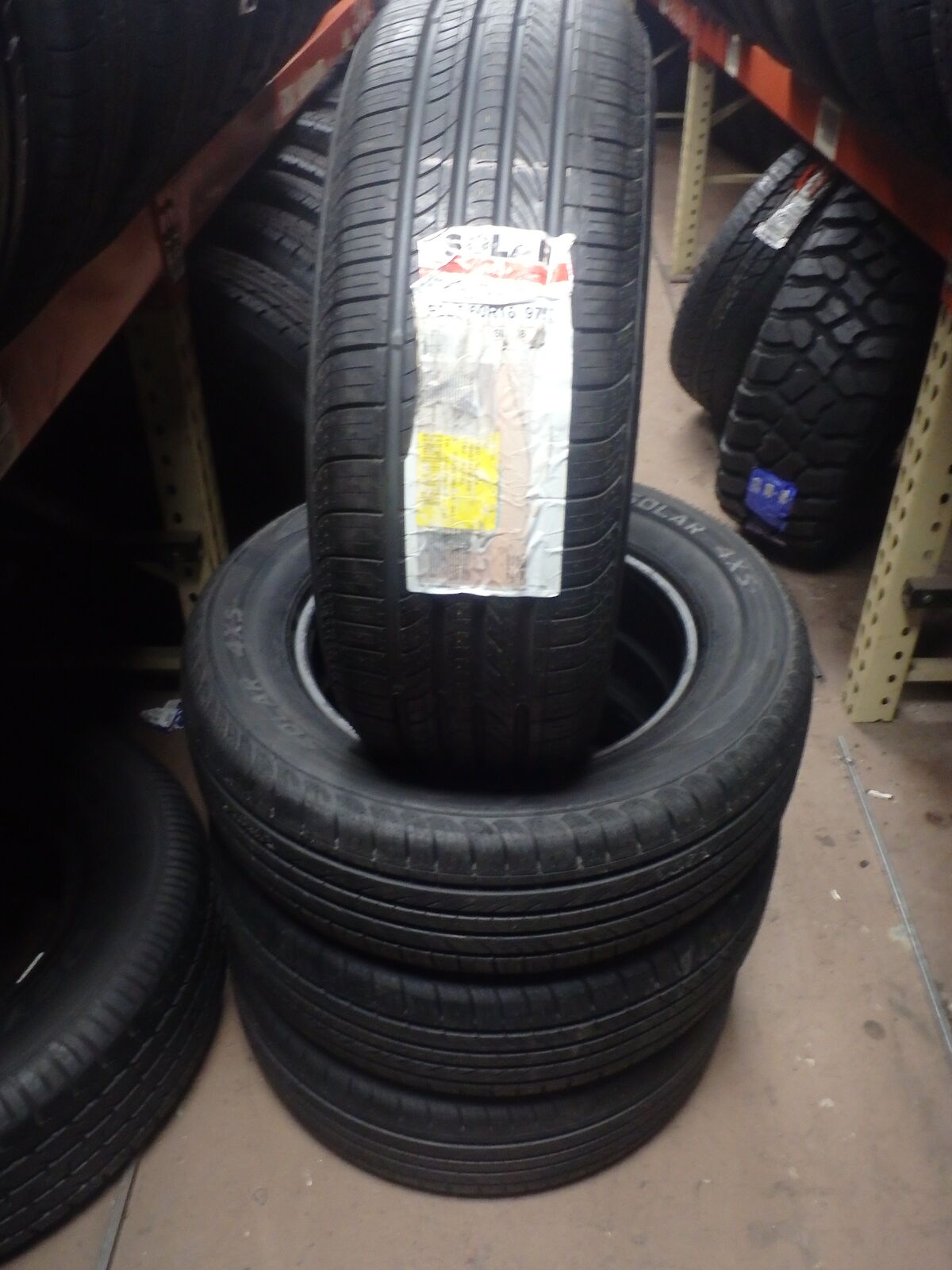 225/60R16 SOLAR 4XS + SET OF BRAND NEW TIRES
