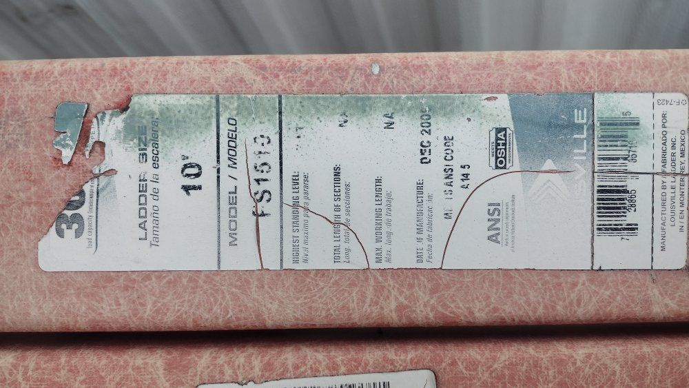 10-ft Fiberglass Step Ladder