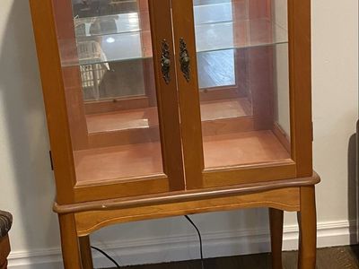Vintage Corner Curio Display Cabinet with Glass Shelves & Lighting - Solid Wood