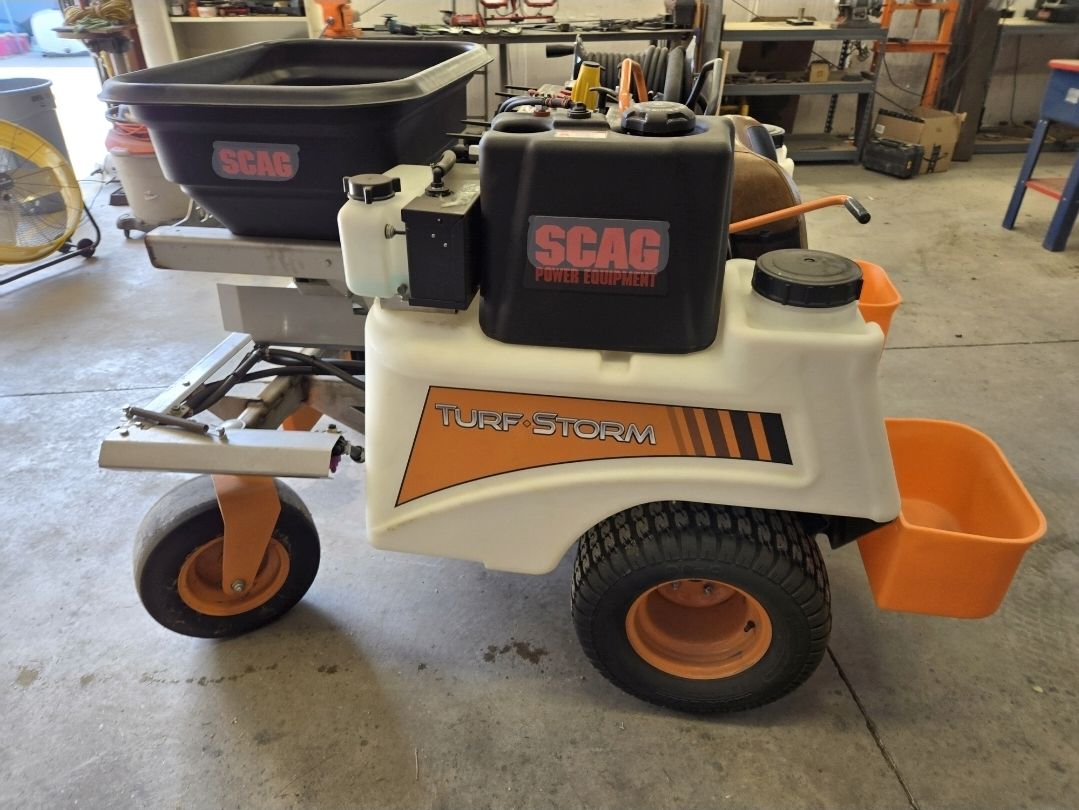 Ride on Fert Sprayer Scag