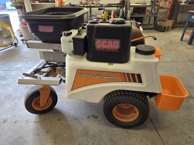 Ride on Fert Sprayer Scag