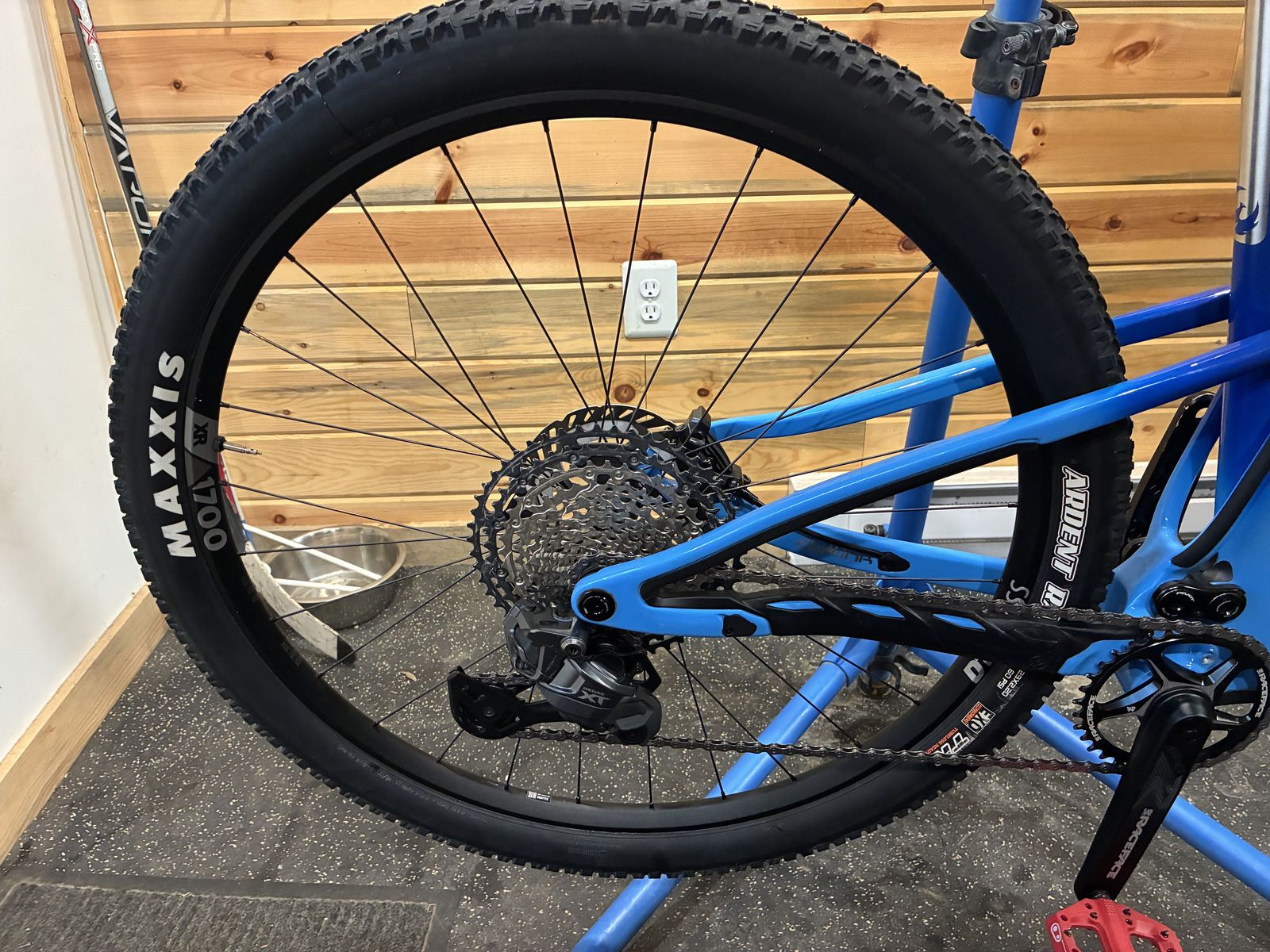 DT Swiss XR1700 Wheelset - 29"