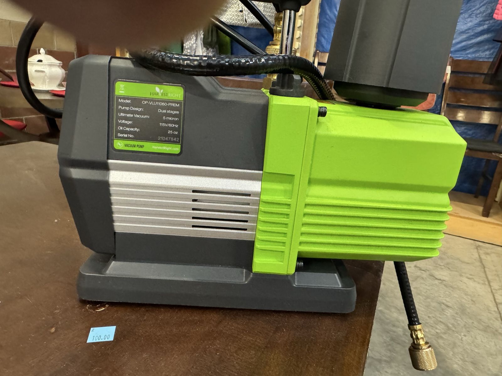 Vacuum pump