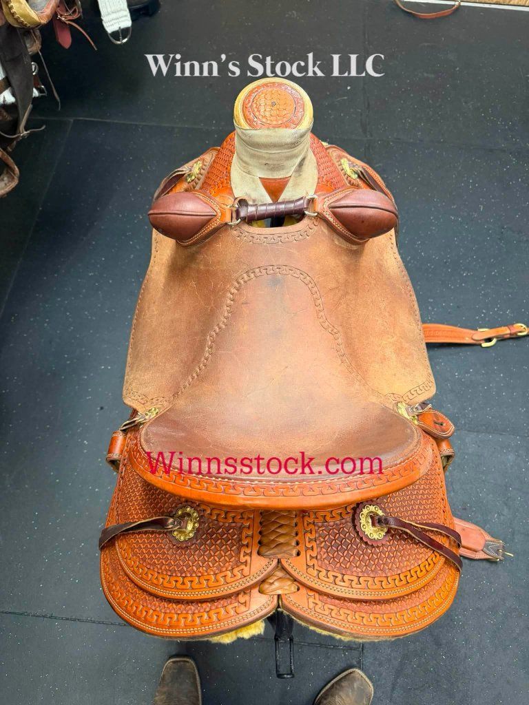 Main image 6