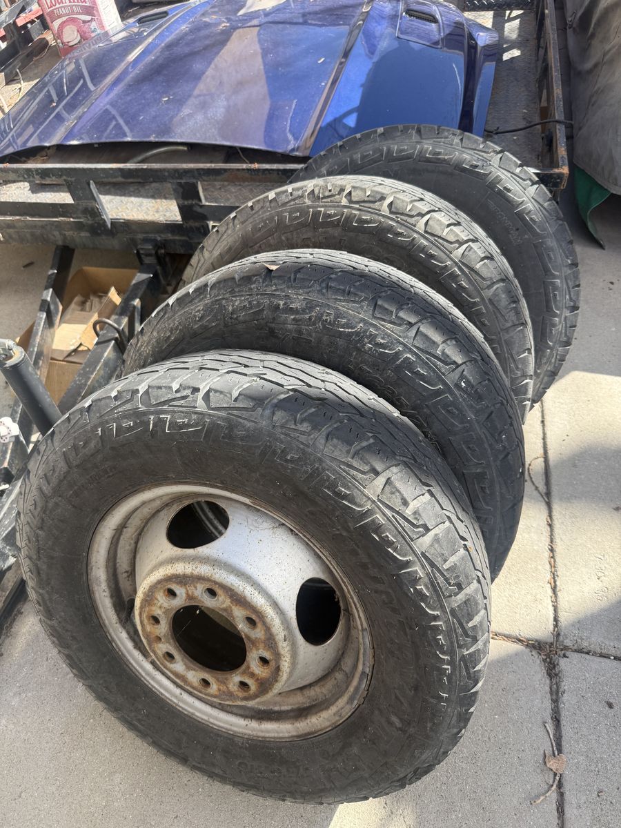 Chevy Dually Wheels 8x6.5 225/75/16