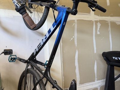 trek marlin 8 XL
