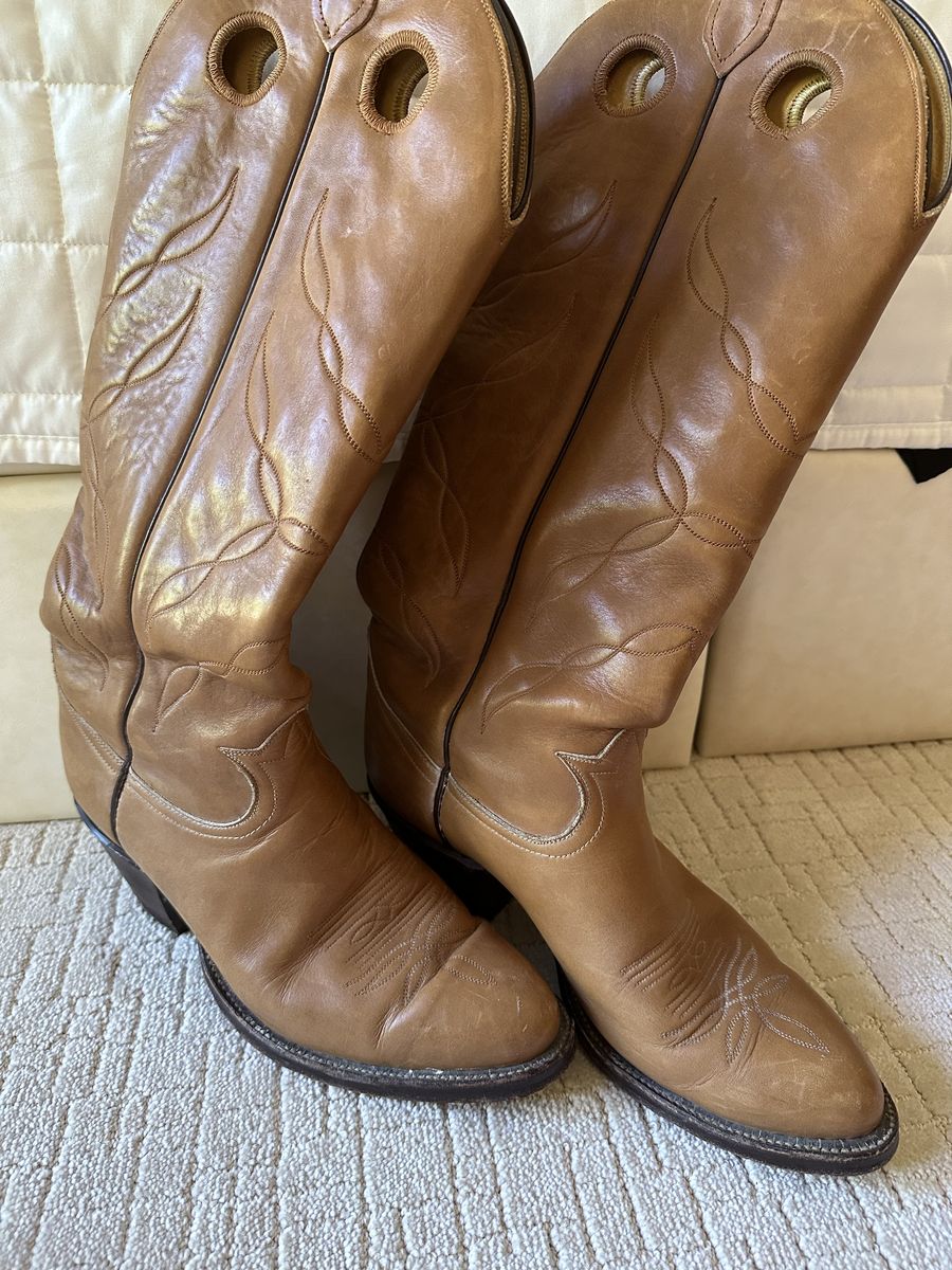 Vintage Tan Leather Western Cowboy Boots with Embroidered Detail - Men's Size 10