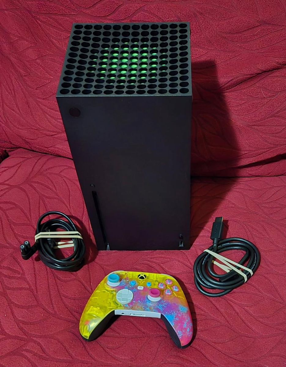 1tb Xbox Series X with 1 controller! Trades considered!