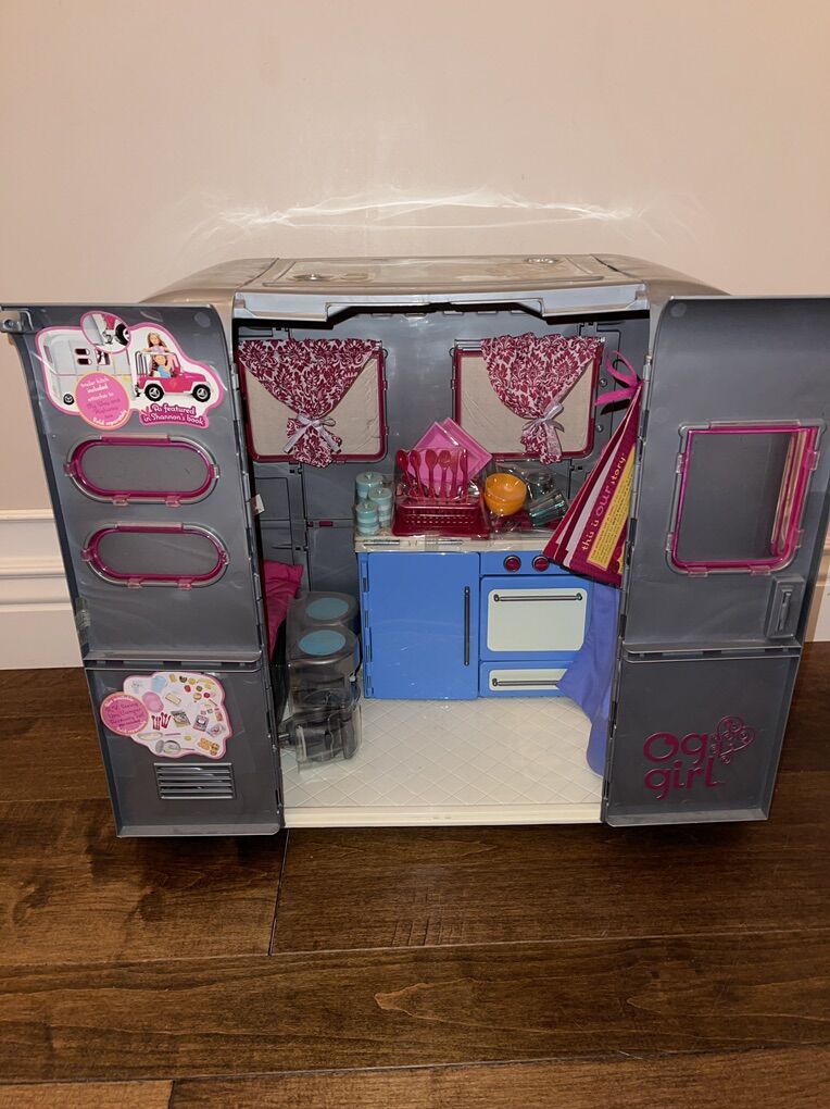 New! Our Generation RV Seeing You Camper