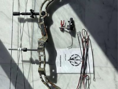 Left-Hand New Breed Genetix Compound Bow