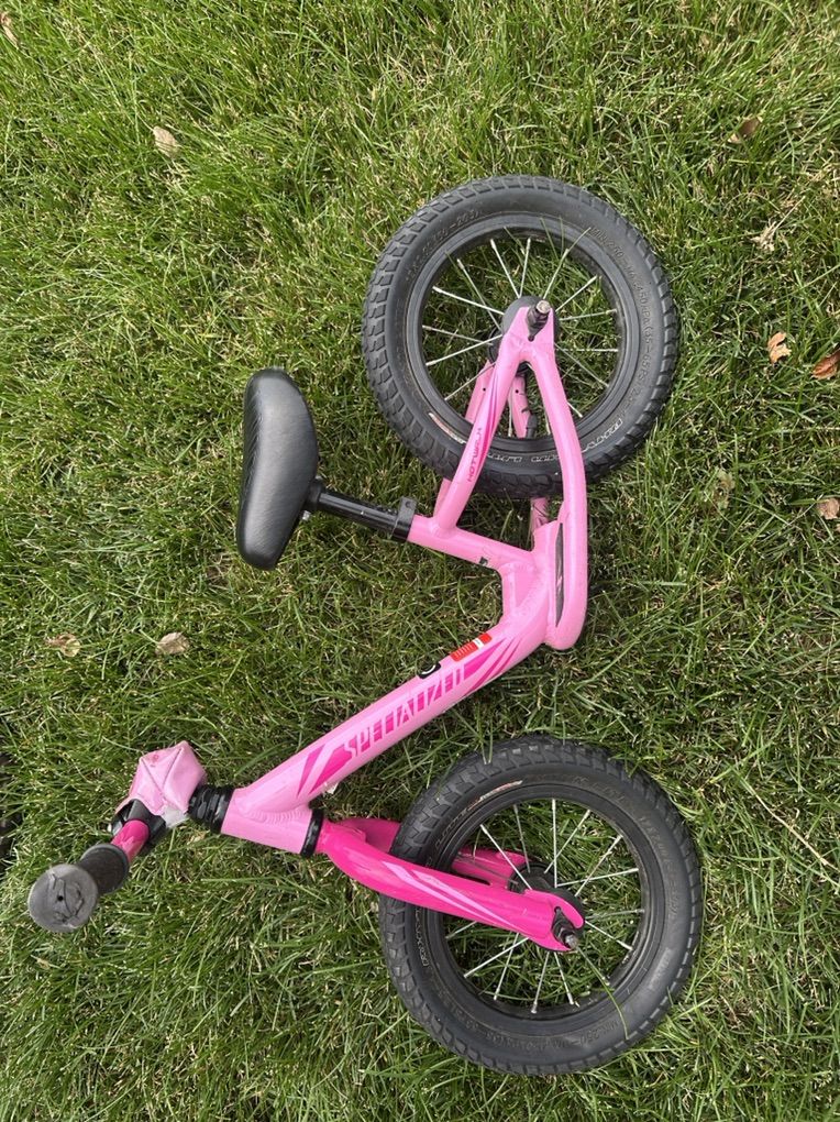 Specialized 12 Hotwalk balance bike
