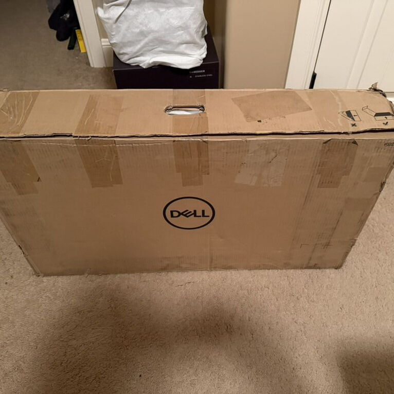 Dell 32 USB-C Hub Monitor – P3223DE