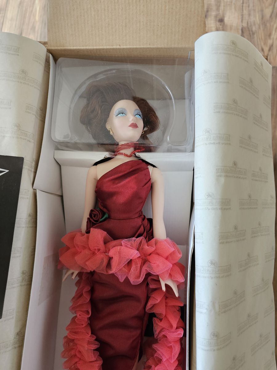 Aston Drake Gallery Dolls