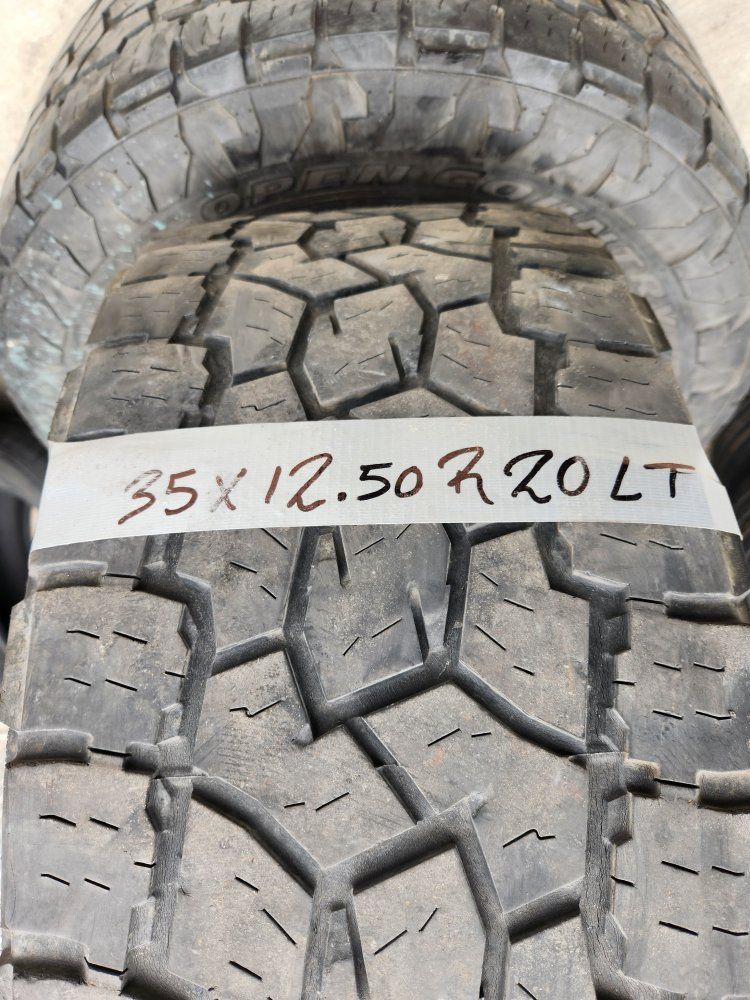35x12.50r20 toyo open country at