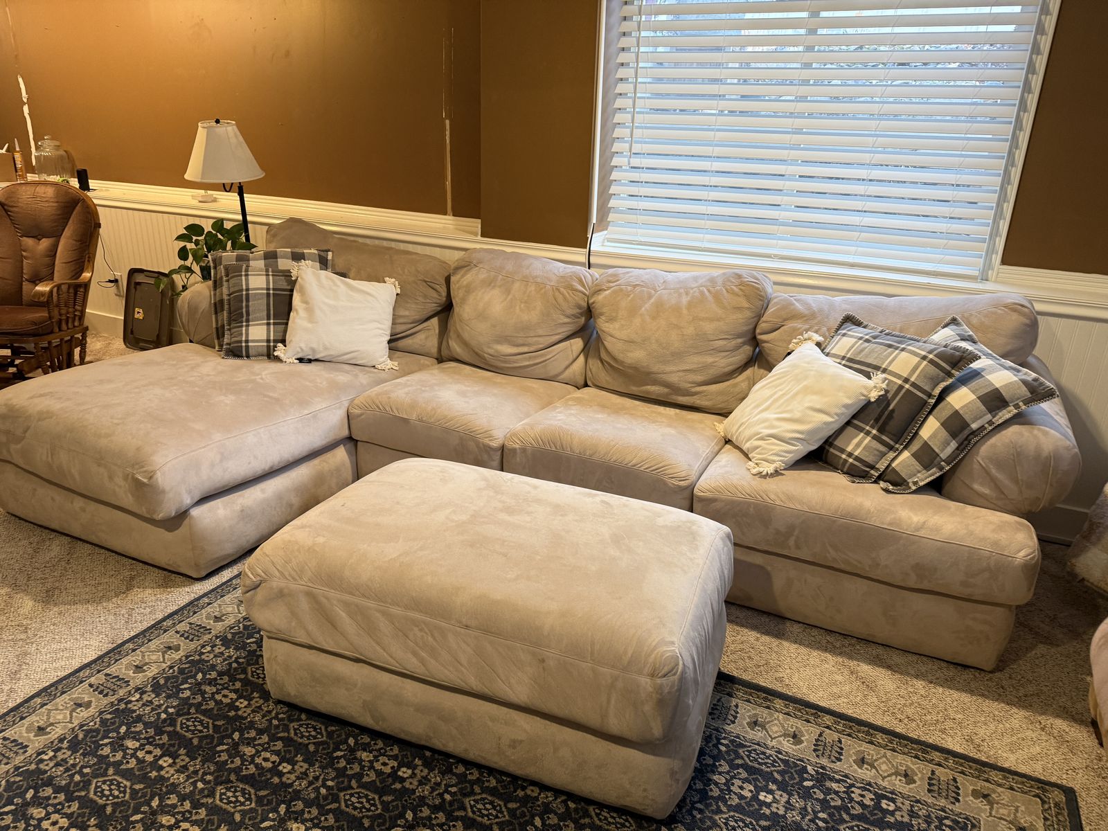 FREE Couch Bonanza! ️