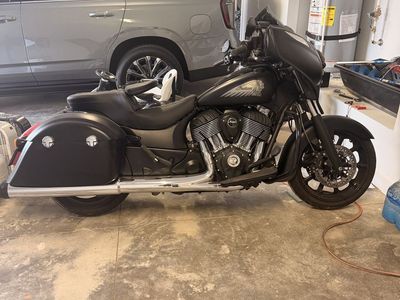 2018 Indian Chieftain Dark Horse