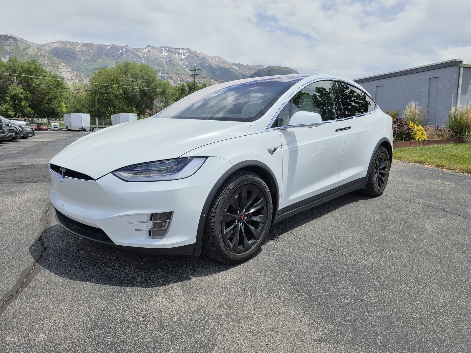 2020 Tesla Model X Long Range