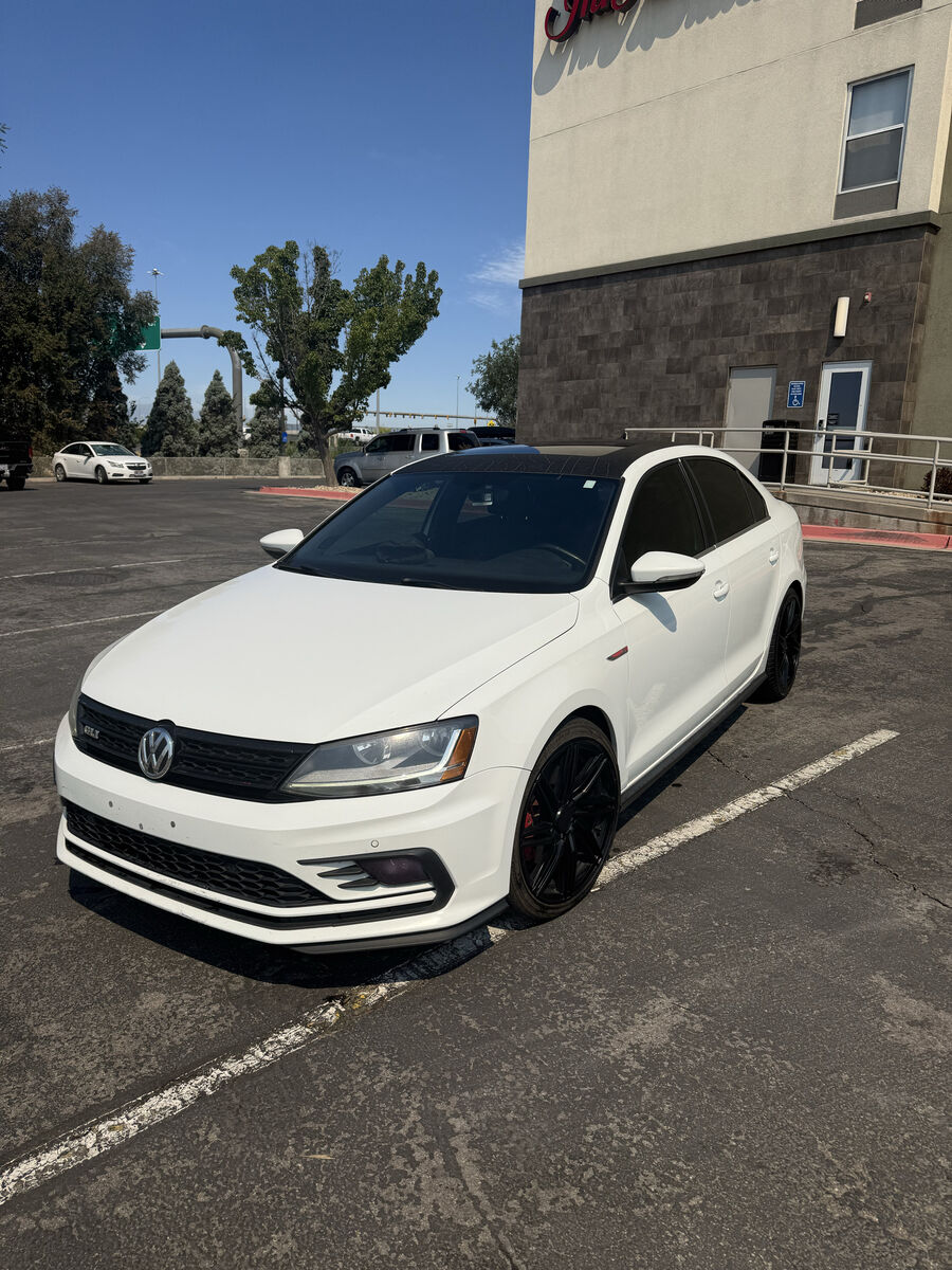 2017 VOLKSWAGEN JETTA 2.0T GLI