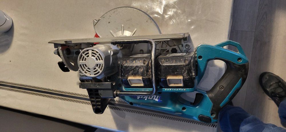 makita skillsaw