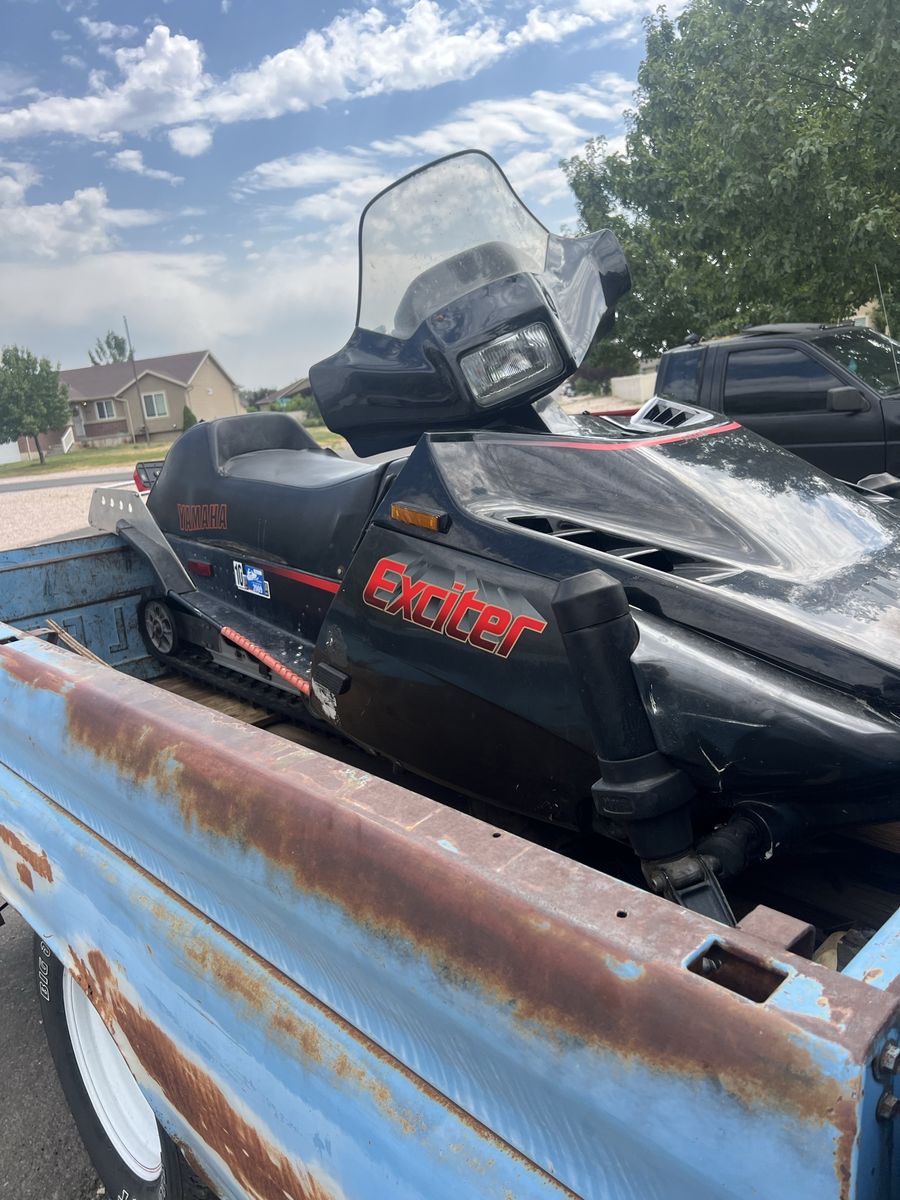 Yamaha Exciter Snowmobile - Black/Red