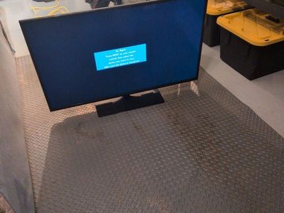 55" insignia TV