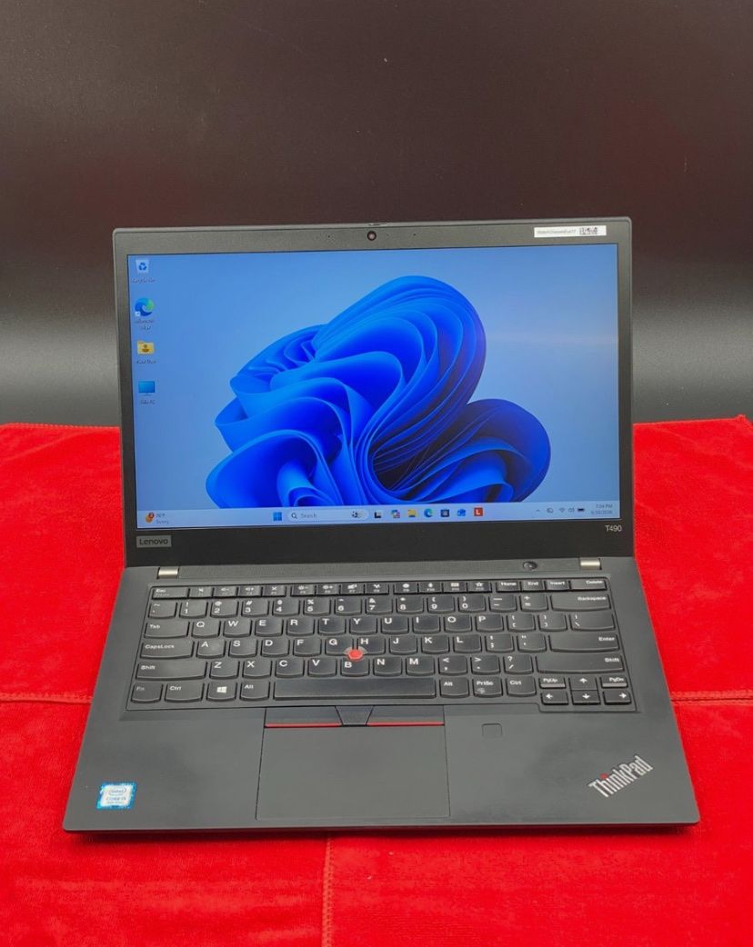 Lenovo ThinkPad T440p Laptop - Windows 10 Pro, Intel i5, 8GB RAM, 256GB SSD, 14" Screen